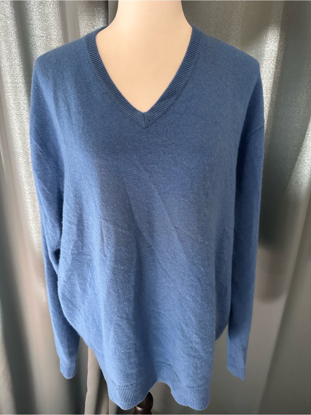 Club Room Estate Cashmere Sweater Mens XL Blue 100% Cashmere V Neck Pullover